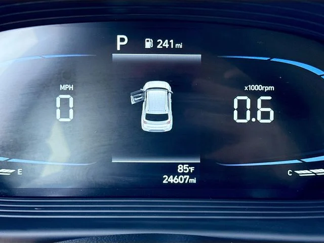 Used 2025 Gray Hyundai SEL image 12