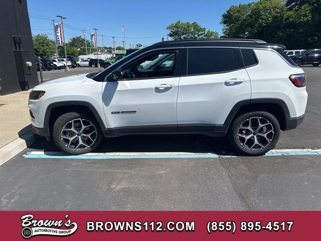 2025 Jeep Compass Limited 4X4's photo