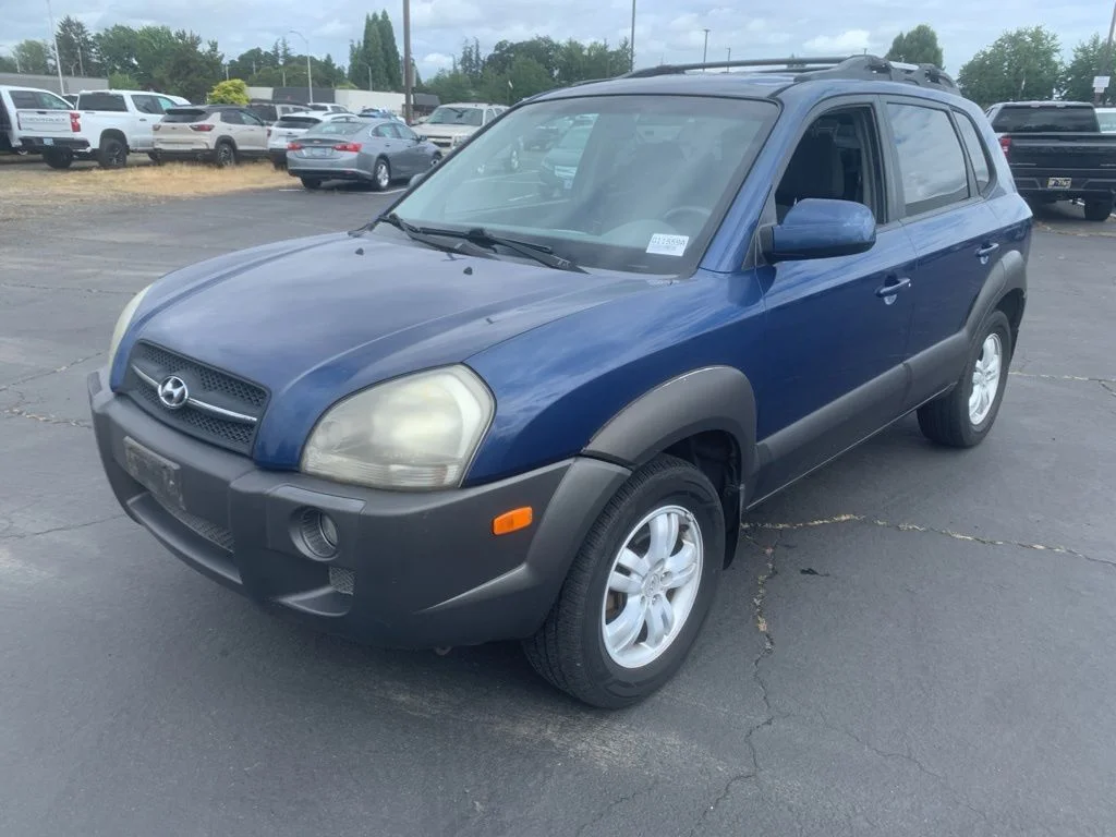 Used 2006 Nautical Blue/Cool Gray Cladding Hyundai GLS image 1