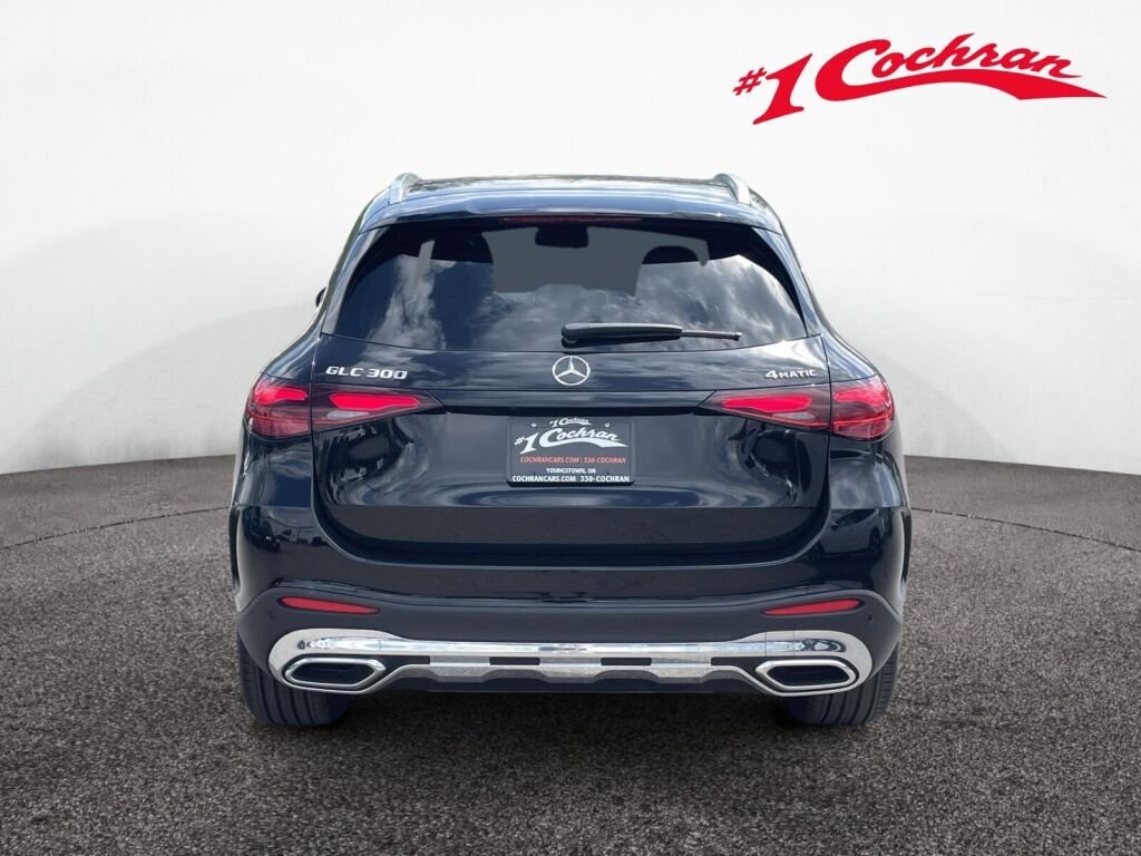 New 2026 2040/Black Mercedes-Benz GLC 300 image 8