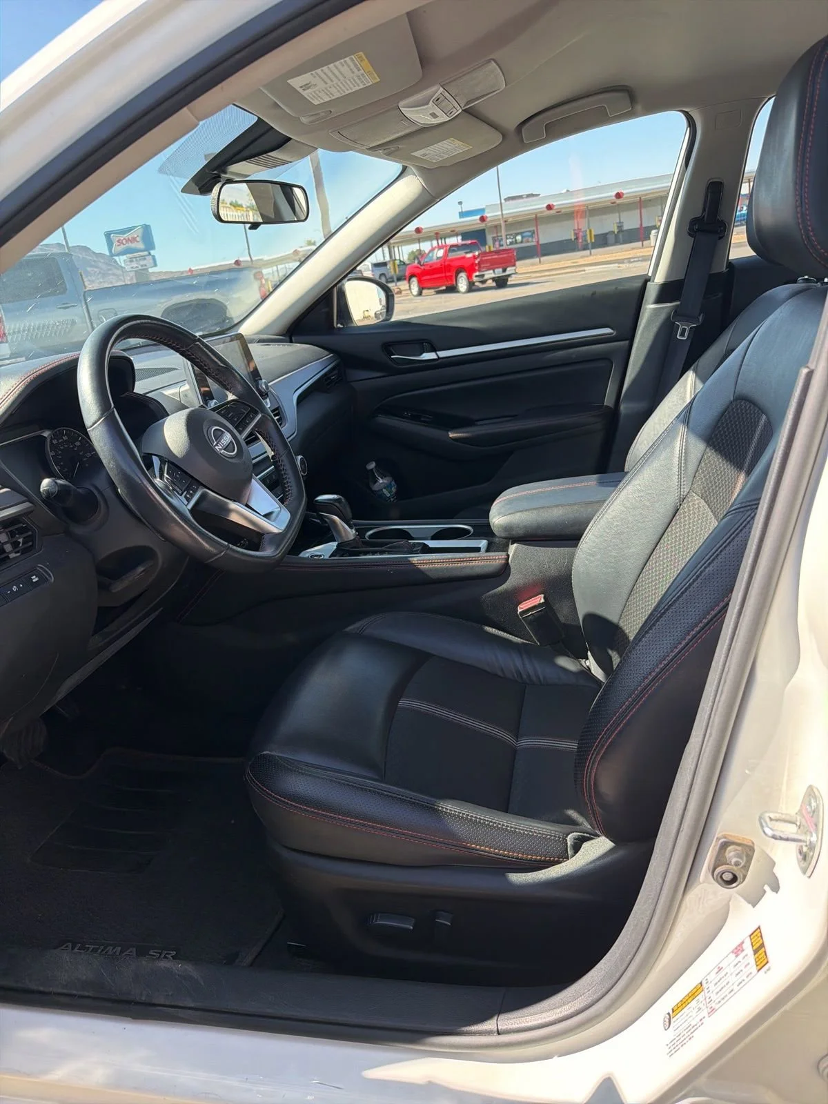 2024 Nissan Altima SR - Photo 7