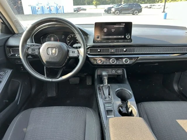2024 Honda Civic EX - Photo 13