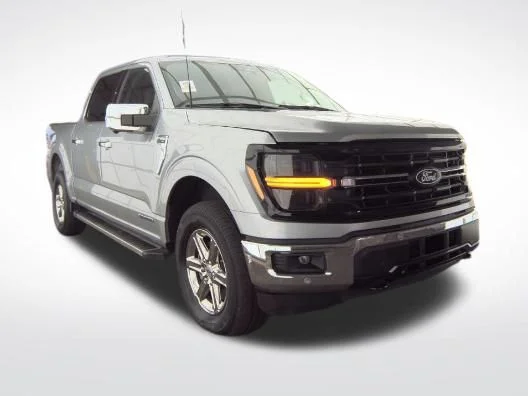 Used 2024 Silver Ford XLT image 4