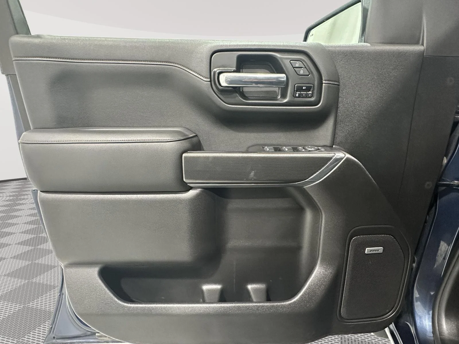 Used 2020 PACIFIC BLUE METALLIC GMC AT4 image 21