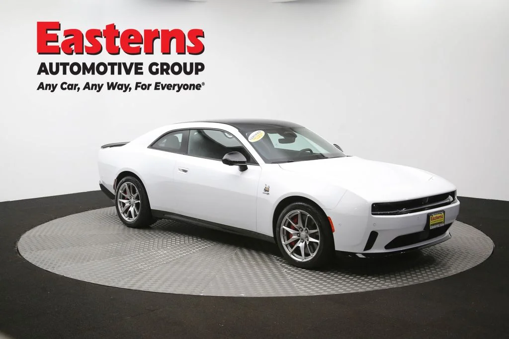 Used 2024 White Dodge R/T Scat Pack image 50