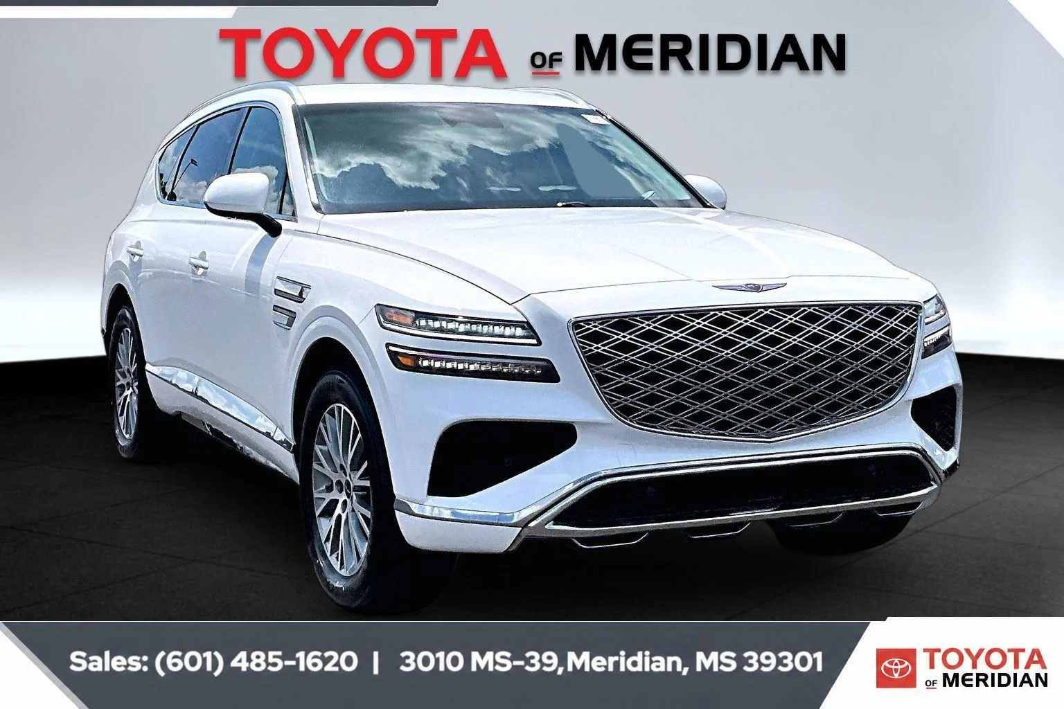 Used 2025 Alta White Genesis 2.5T Standard image 1