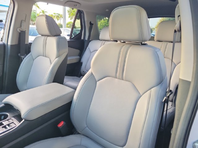 2025 Honda Pilot Touring - Photo 19