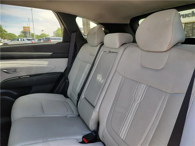 Used 2025 Black Hyundai SEL image 9