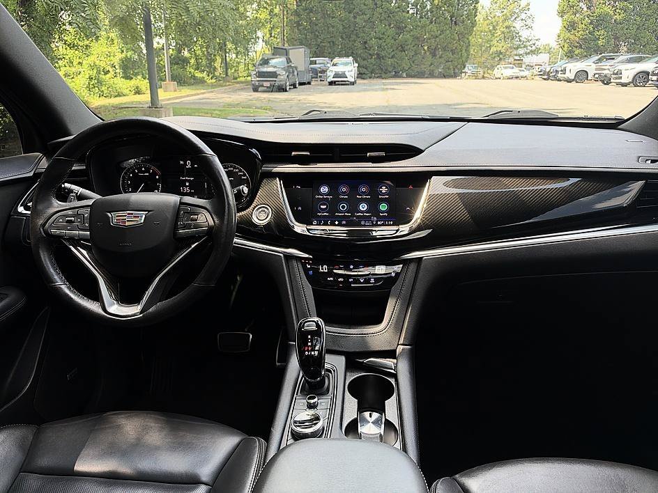 Used 2022 Black Metallic Cadillac Sport image 18