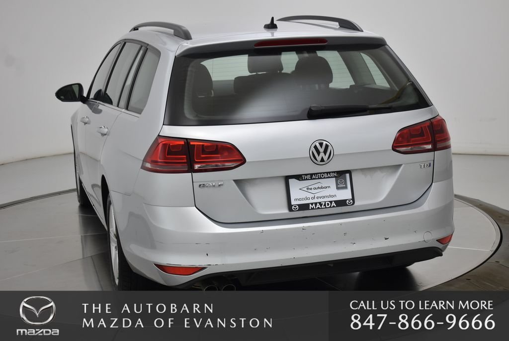 Used 2015 Reflex Silver Metallic Volkswagen S image 19