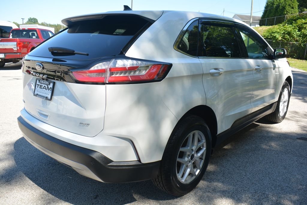 Certified Used 2024 White Ford SEL image 5