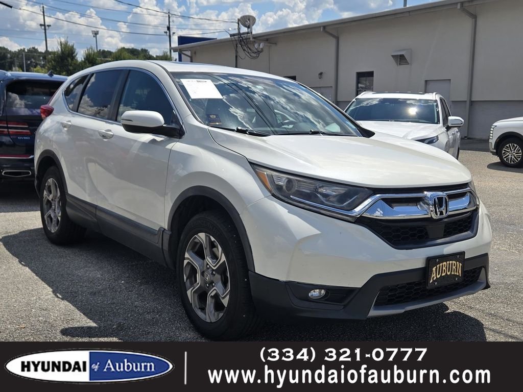 Used 2018 White Honda  image 1