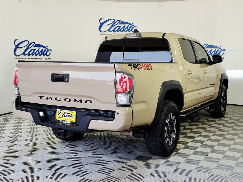 Used 2020 Quicksand Toyota SR5 image 7