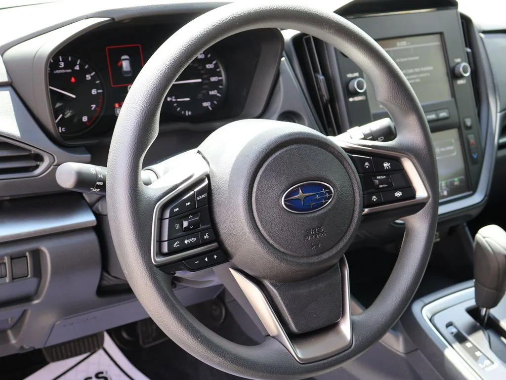 Used 2024 Silver Subaru Base image 23