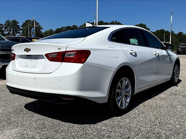 Used 2025 White Chevrolet LT image 4