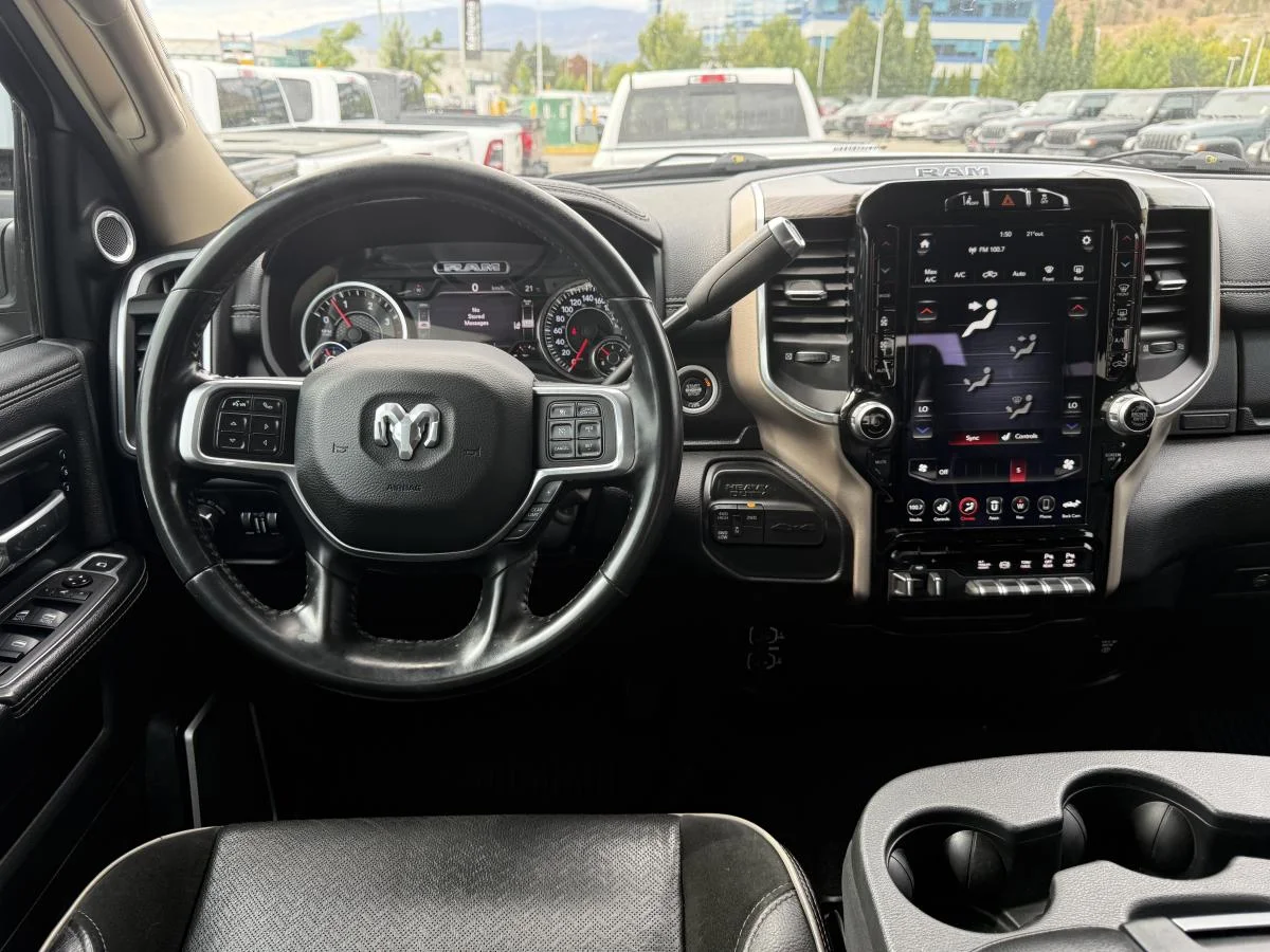 Used 2021 White RAM Laramie Crew Cab Swb image 21