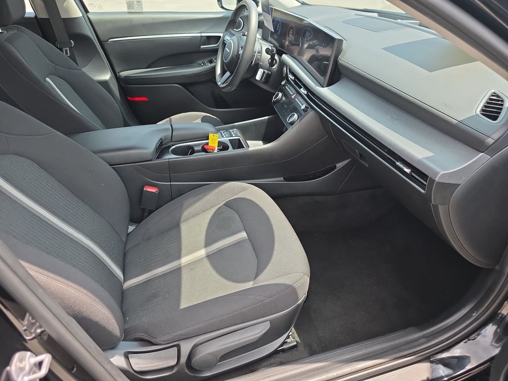 Used 2024 Onyx Black Hyundai SEL image 34