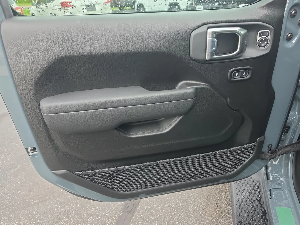 New 2026 Anvil Clearcoat Jeep Sport S image 10