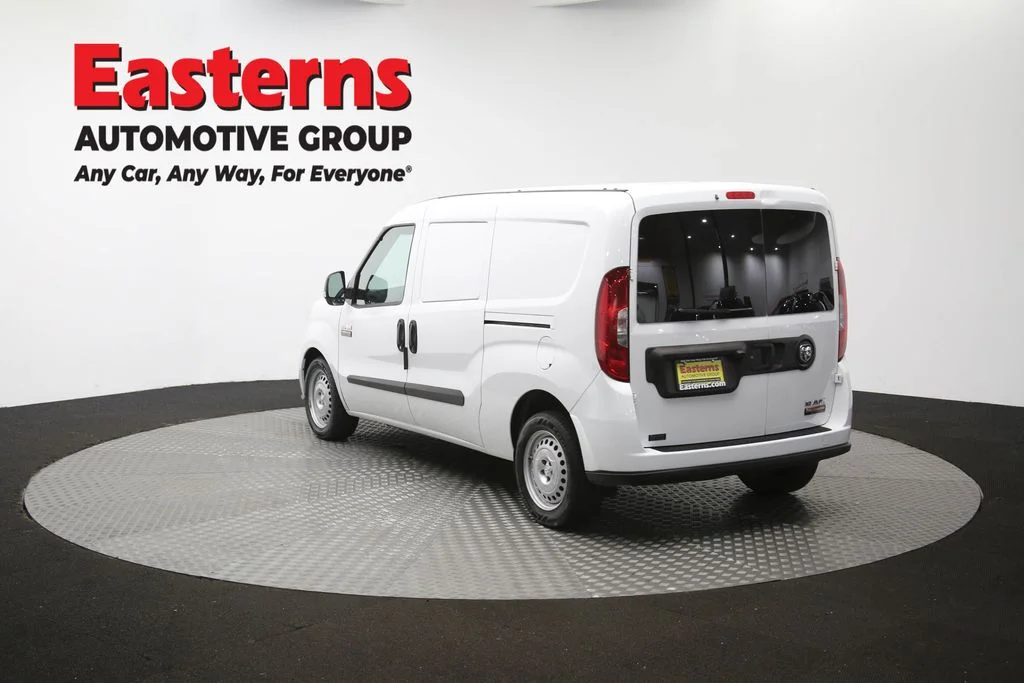Used 2022 White Ram Base image 65
