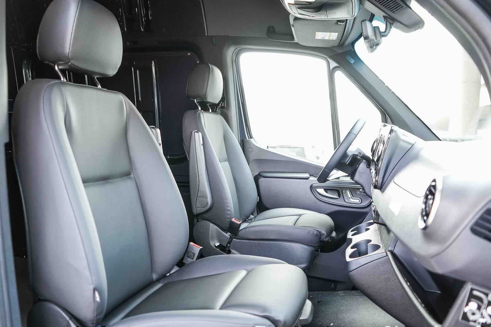 New 2026 Tenorite Gray Metallic Mercedes-Benz Cargo 144WB High Roof AWD 2.0L I4 Diesel Turbo HO image 16