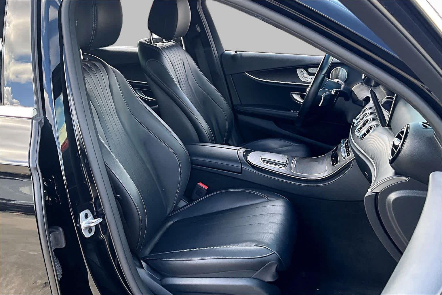 Used 2022  Mercedes-Benz E 350 image 9