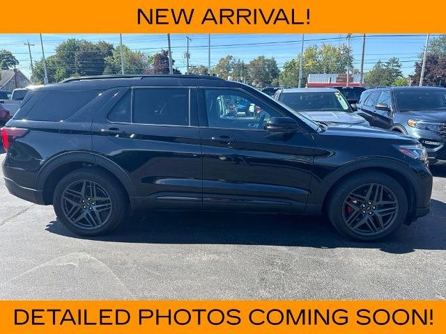 Certified Used 2025 Black Metallic Ford ST image 7