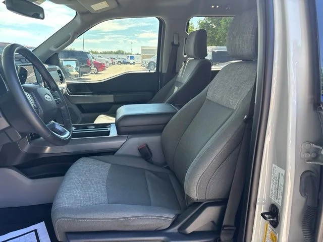 Used 2023 White Ford XLT image 9