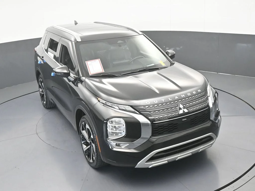 Used 2022 Black Mitsubishi SEL image 66