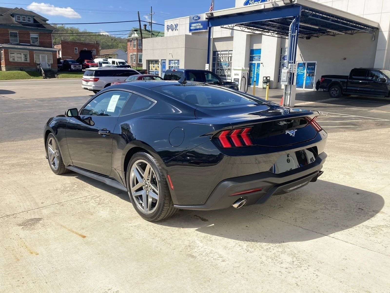 2026 Ford Mustang EcoBoost Fastback - Photo 6