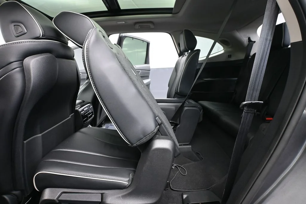 Certified Used 2023 Gray Acura Advance image 43
