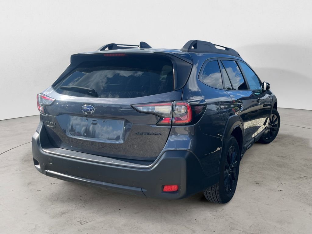 Used 2025 Gray Subaru Onyx Edition image 4