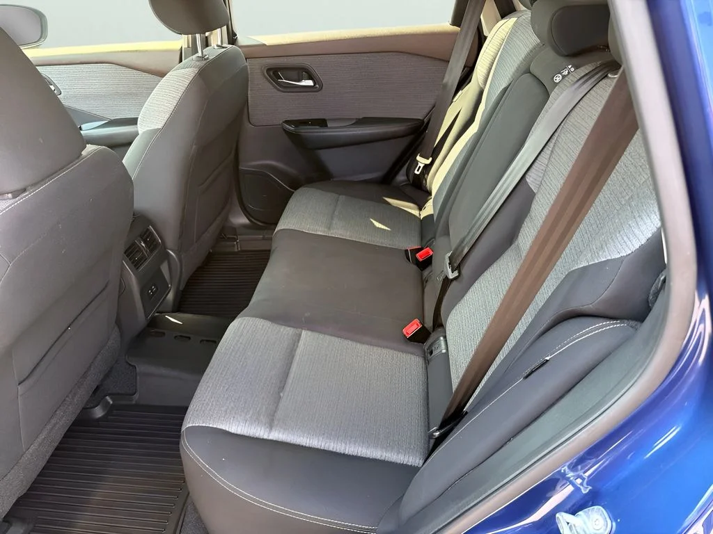 Used 2022 Caspian Blue Metallic Nissan SV image 12