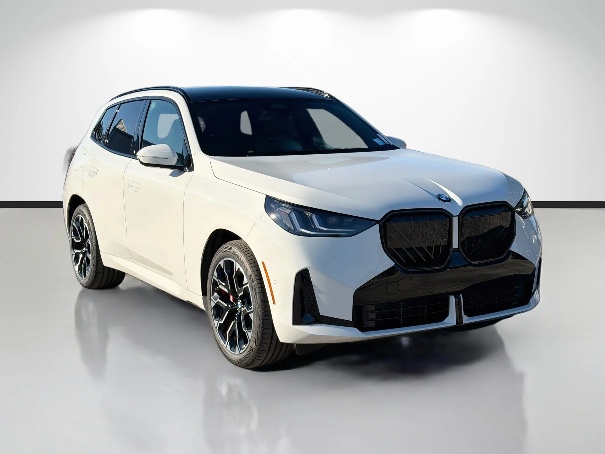New 2026 Alpine White BMW 30 xDrive image 1