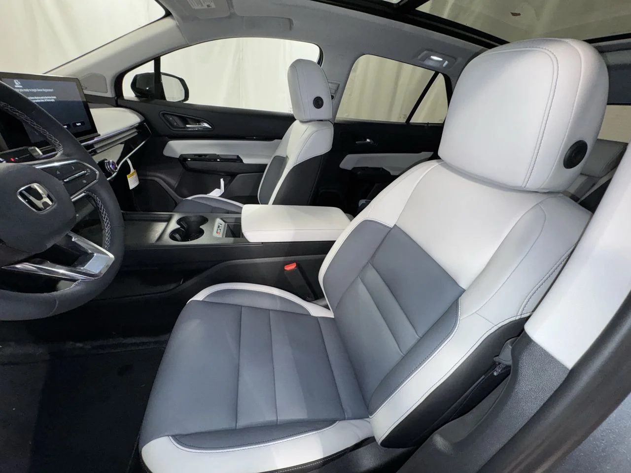 2026 Honda Prologue Touring - Photo 13