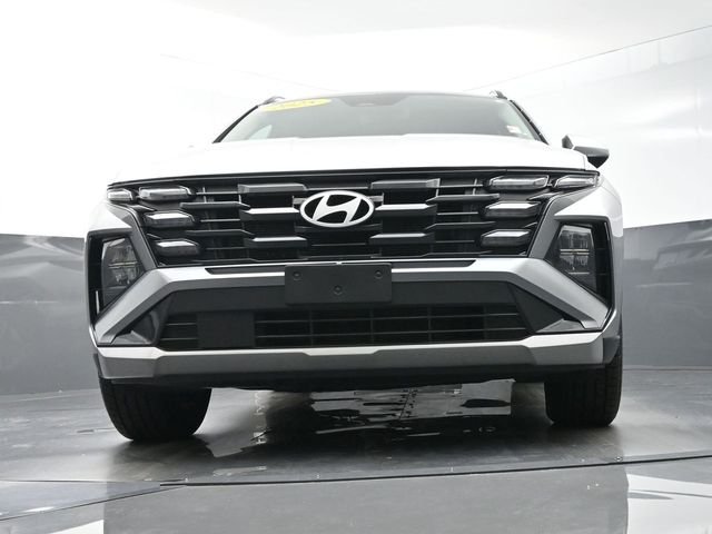 Used 2025 Silver Hyundai SEL image 32
