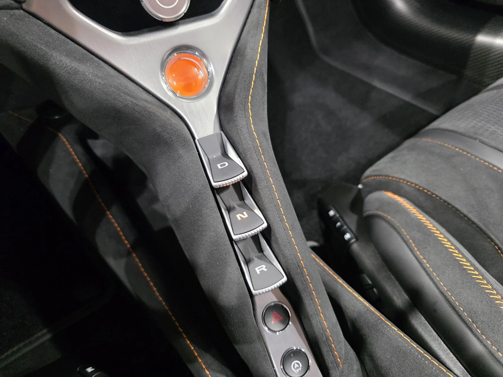 New 2025 MSO Borealis Black McLaren Spider image 14