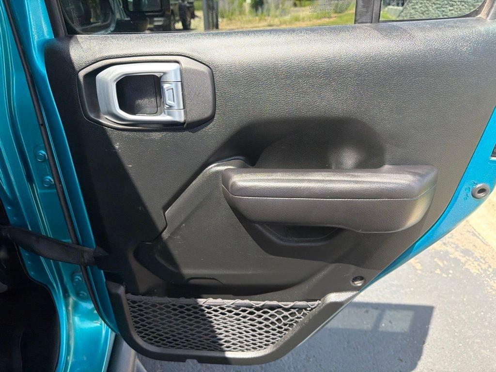 Used 2020 Teal Jeep Unlimited Sport S image 19