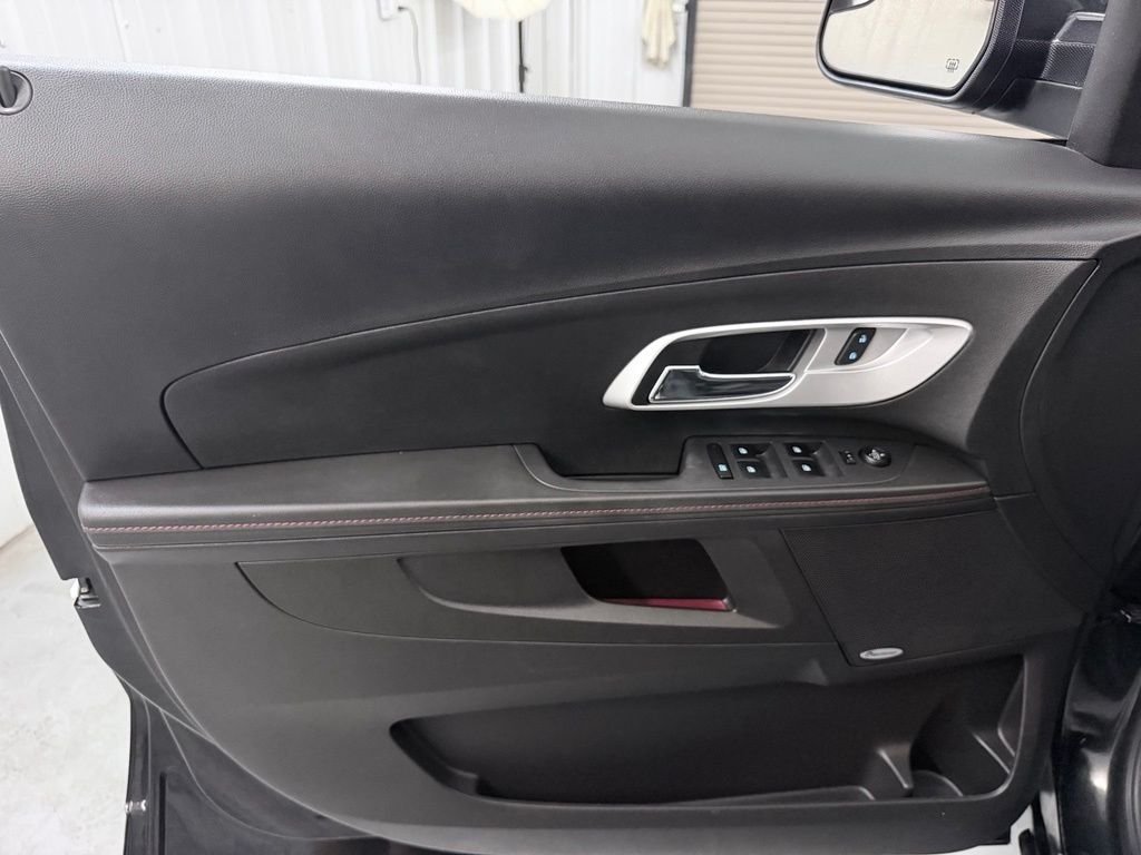 Used 2013 Black Chevrolet LT image 11