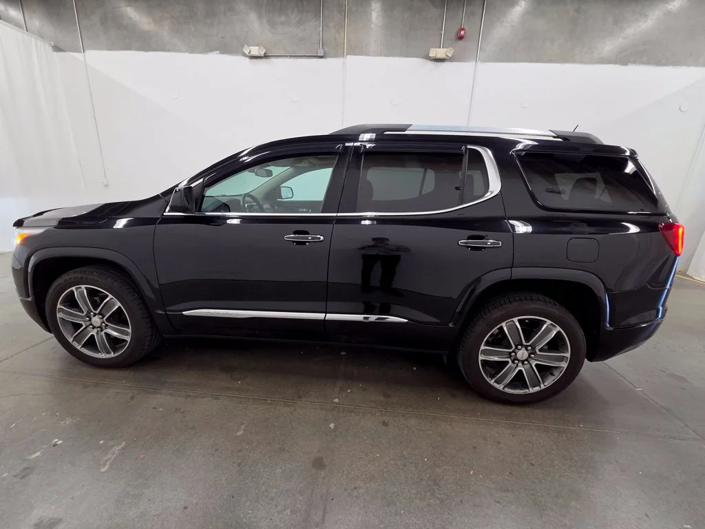 Used 2018 Black GMC Denali image 4