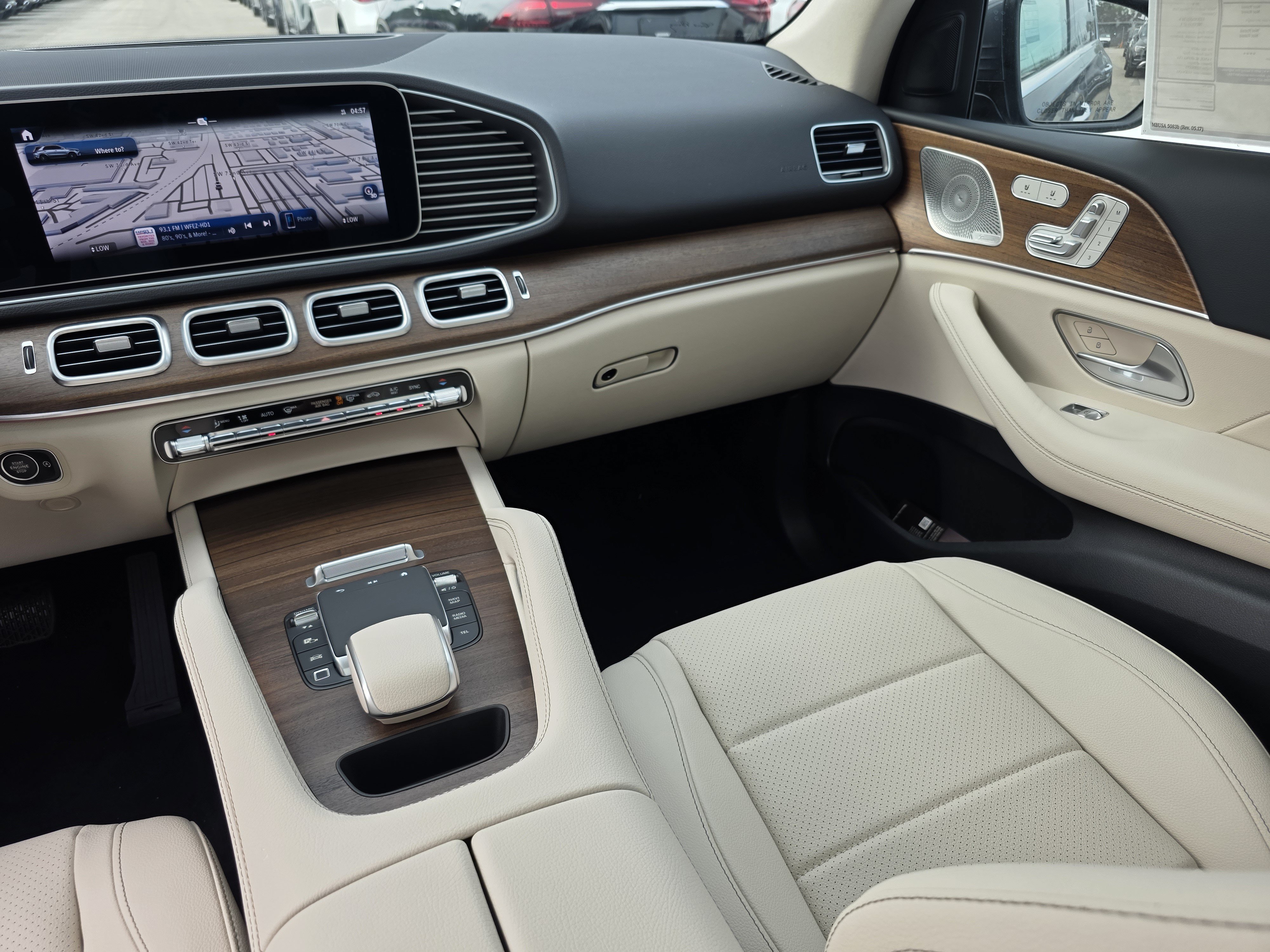 New 2026 Selenite Grey Metallic Mercedes-Benz GLE 450 image 40