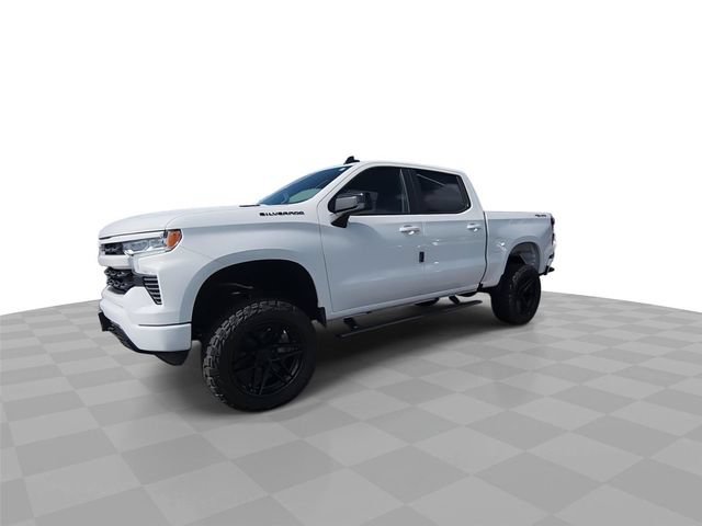 New 2026 Summit White Chevrolet RST image 4