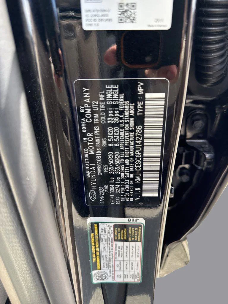 Used 2023  Genesis  image 37