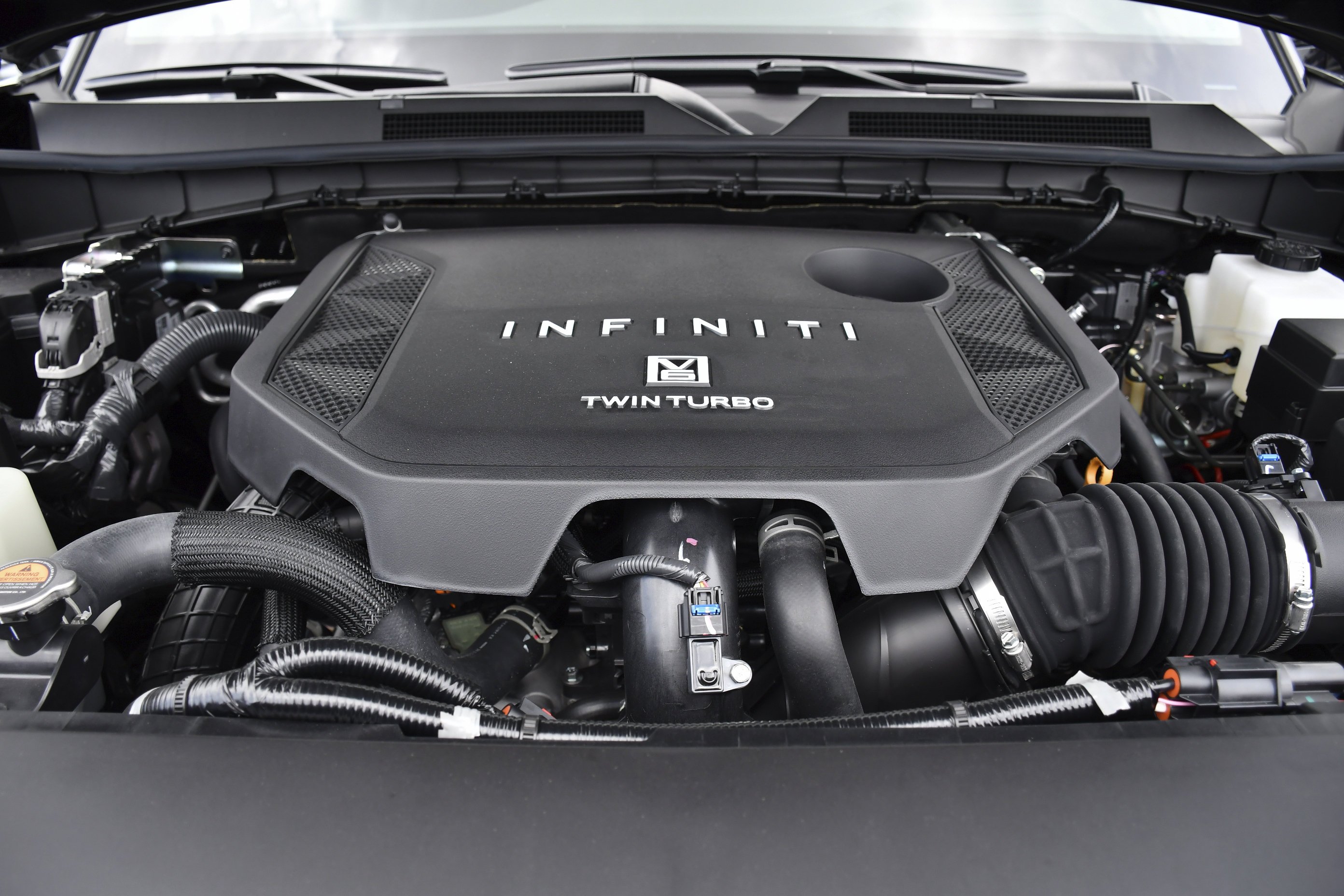 New 2026 BLACK OBSIDIAN INFINITI Luxe 2WD image 39