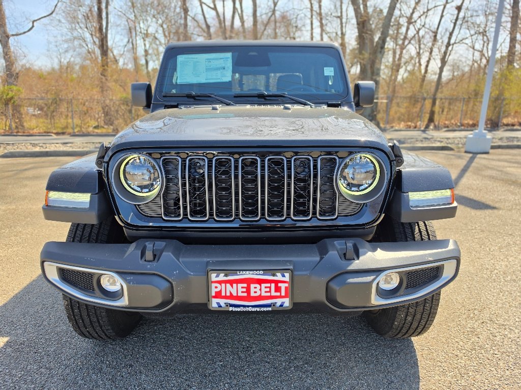 New 2026 Black Clear-Coat Exterior Paint Jeep Sahara image 7