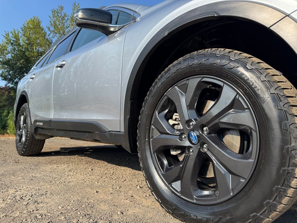 Used 2020 Ice Silver Metallic Subaru Onyx Edition XT image 46