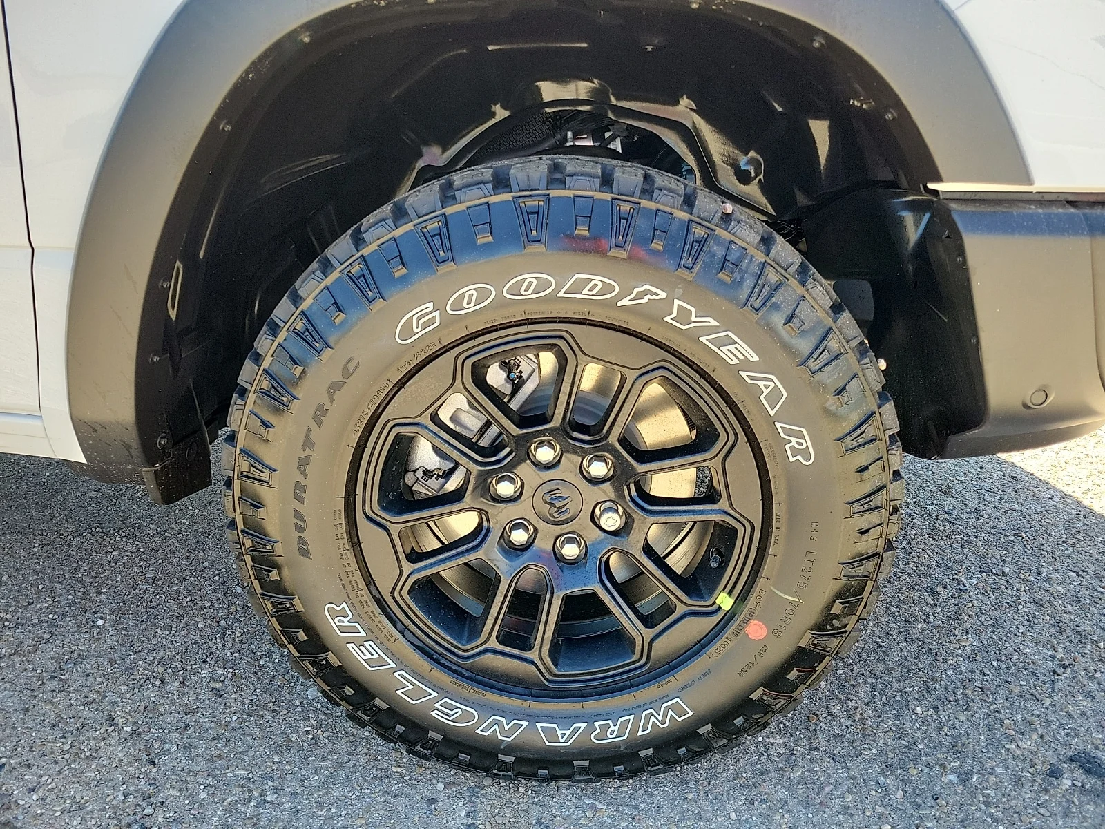 New 2026 PW7 Bright Whit Ram REBEL CREW CAB 4X4 5