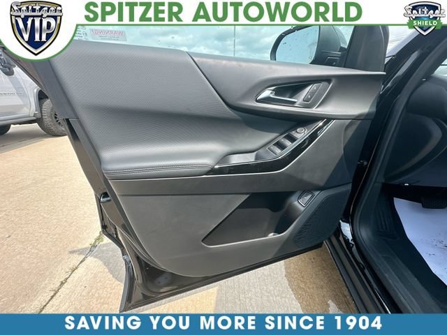 New 2027 Mosaic Black Metallic Chevrolet LT image 23
