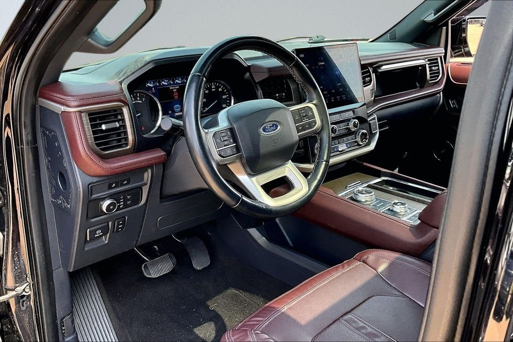 Used 2022 Black Ford Limited image 11