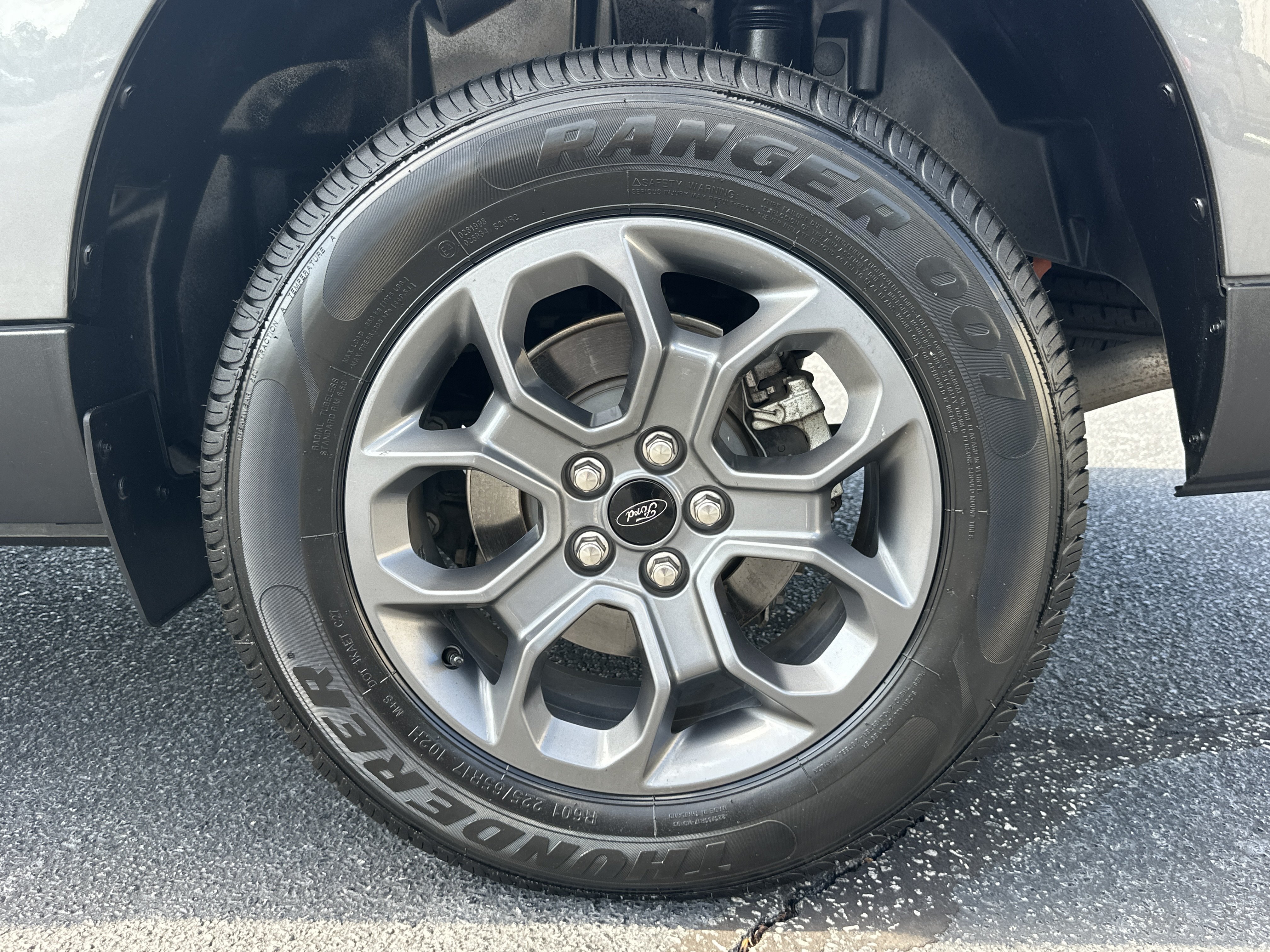 Used 2025 CARBONIZED GRAY Ford XLT image 20