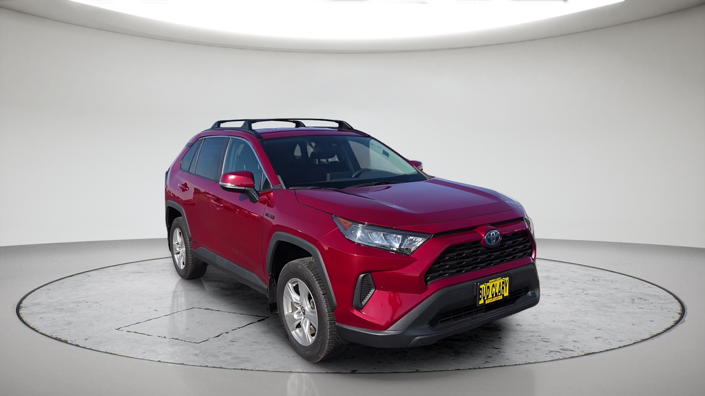 Used 2020 Red Toyota LE image 2